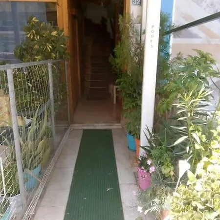 Diogenis Loft B Near Town Center Apartment *