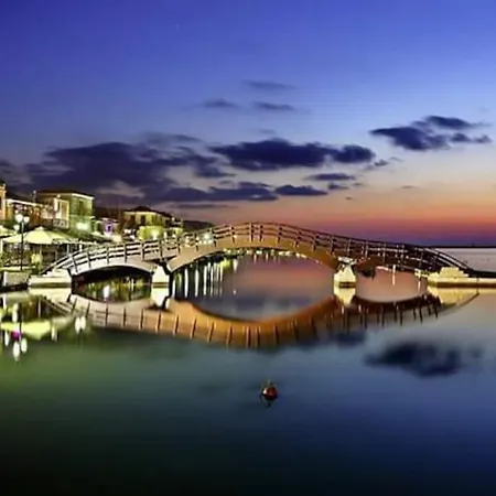 Diogenis Loft B Near Town Center Apartment *