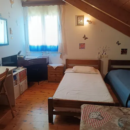 Diogenis Loft B Near Town Center Lefkada City
